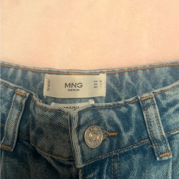 MANGO - Picture 4 of 4